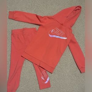Toddler girls 4T Nike orange sweatshirt and leggings 2 pc set